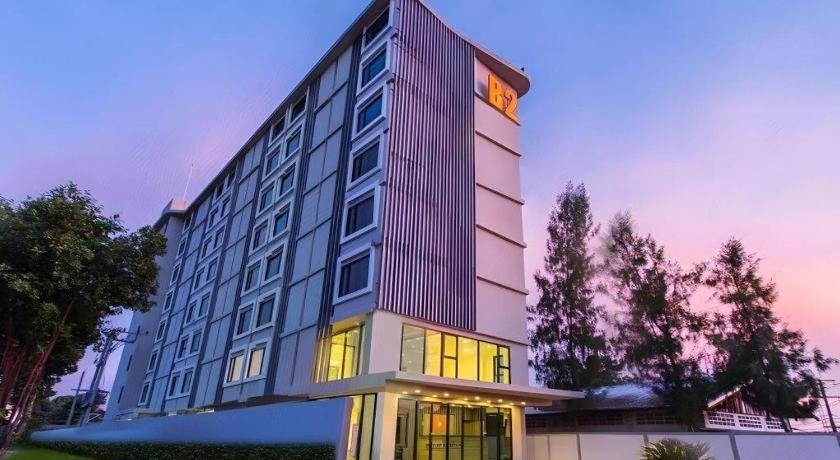 B2 Phitsanulok Boutique & Budget Hotel Exterior foto